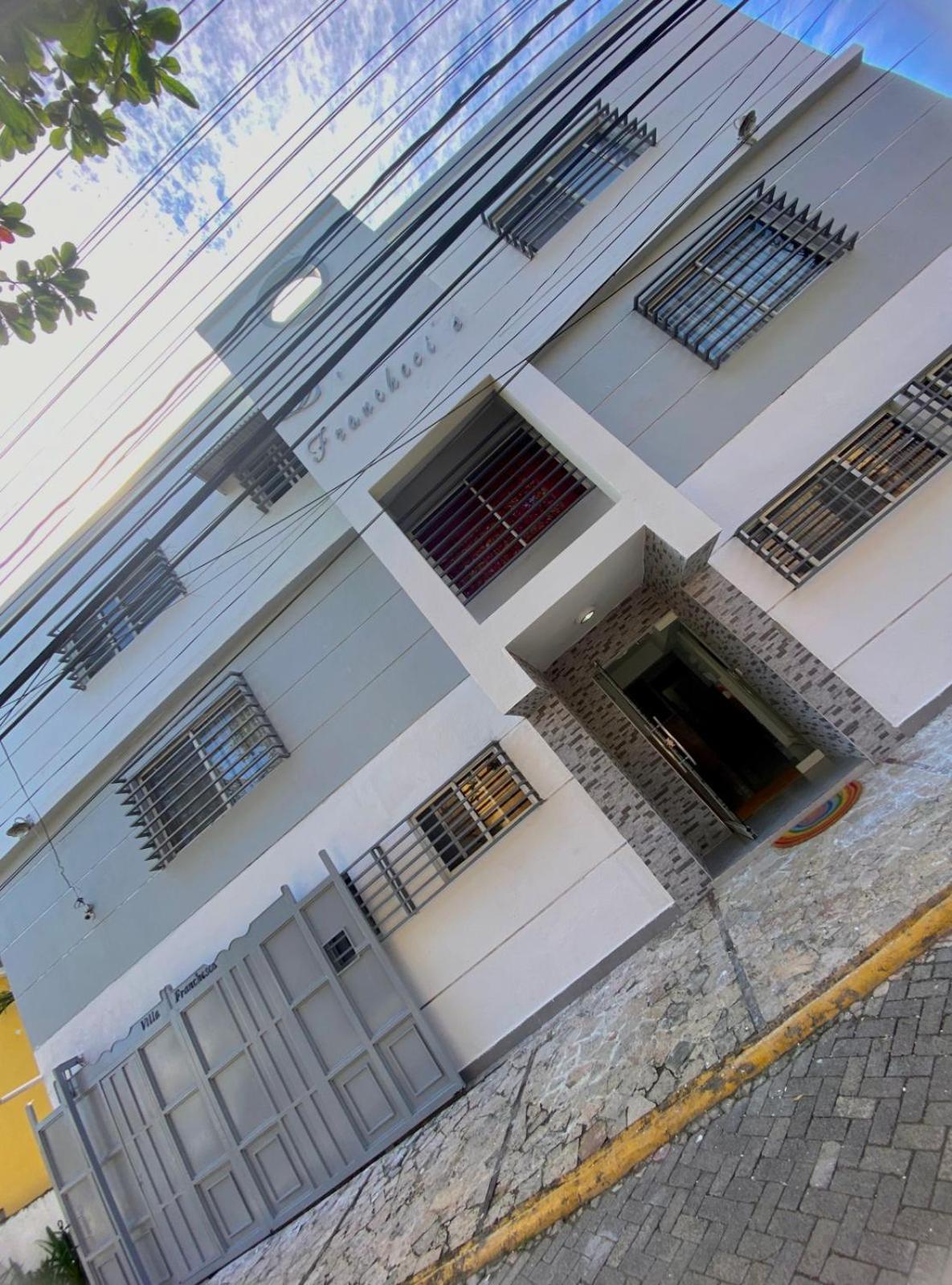 D' Franchesis Hostal Juan Dolio Exterior foto