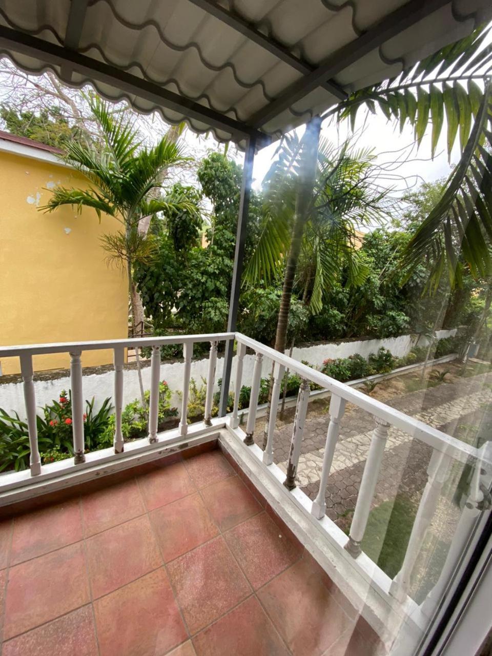 D' Franchesis Hostal Juan Dolio Exterior foto